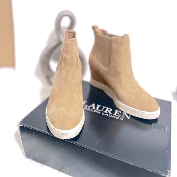 Lauren Ralph Lauren Women's Beige Suede Reade Wedge Sneaker Size 8M shoes, boots - Picture 9 of 9